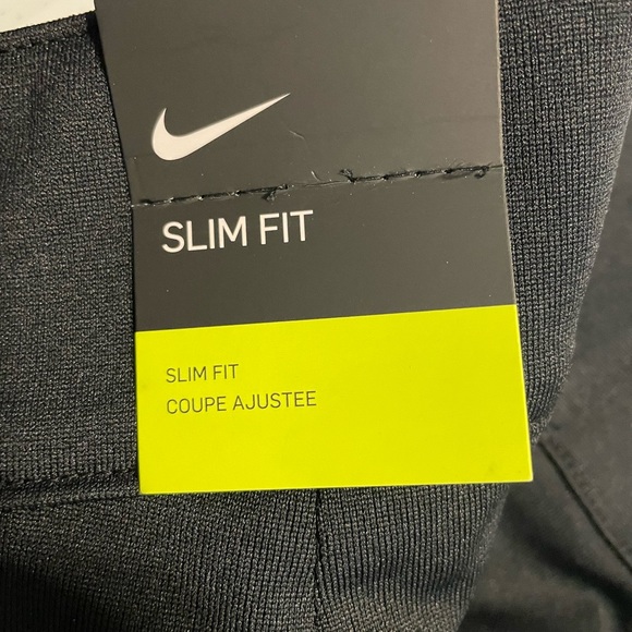 2 pair Nike women’s softball pants. Both are new one is missing the tag. - Picture 2 of 3